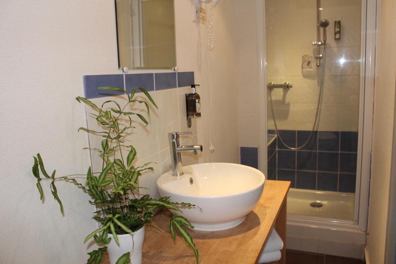 Hotel & Spa Chai De La Paleine Le Puy-Notre-Dame Εξωτερικό φωτογραφία