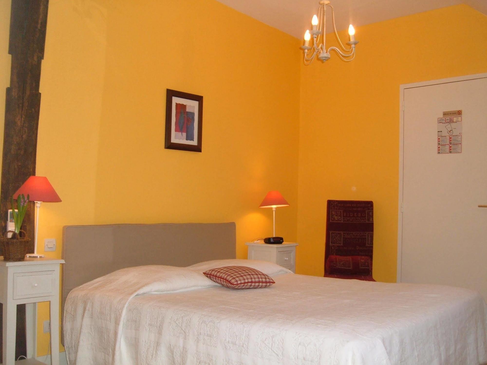 Hotel & Spa Chai De La Paleine Le Puy-Notre-Dame Εξωτερικό φωτογραφία