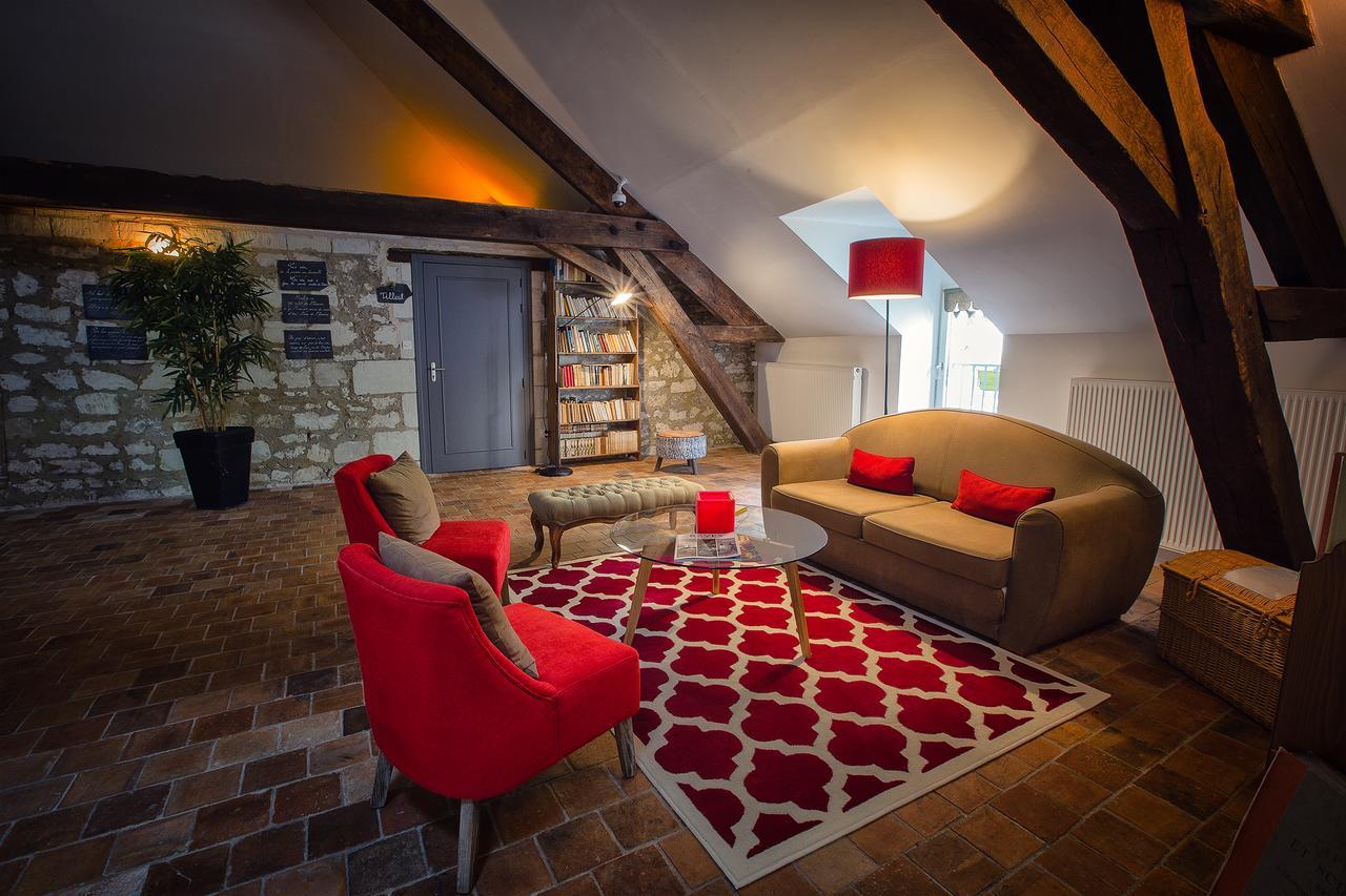 Hotel & Spa Chai De La Paleine Le Puy-Notre-Dame Εξωτερικό φωτογραφία