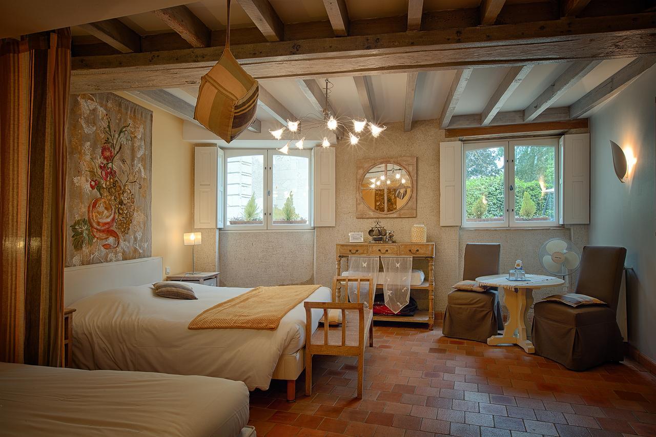 Hotel & Spa Chai De La Paleine Le Puy-Notre-Dame Εξωτερικό φωτογραφία