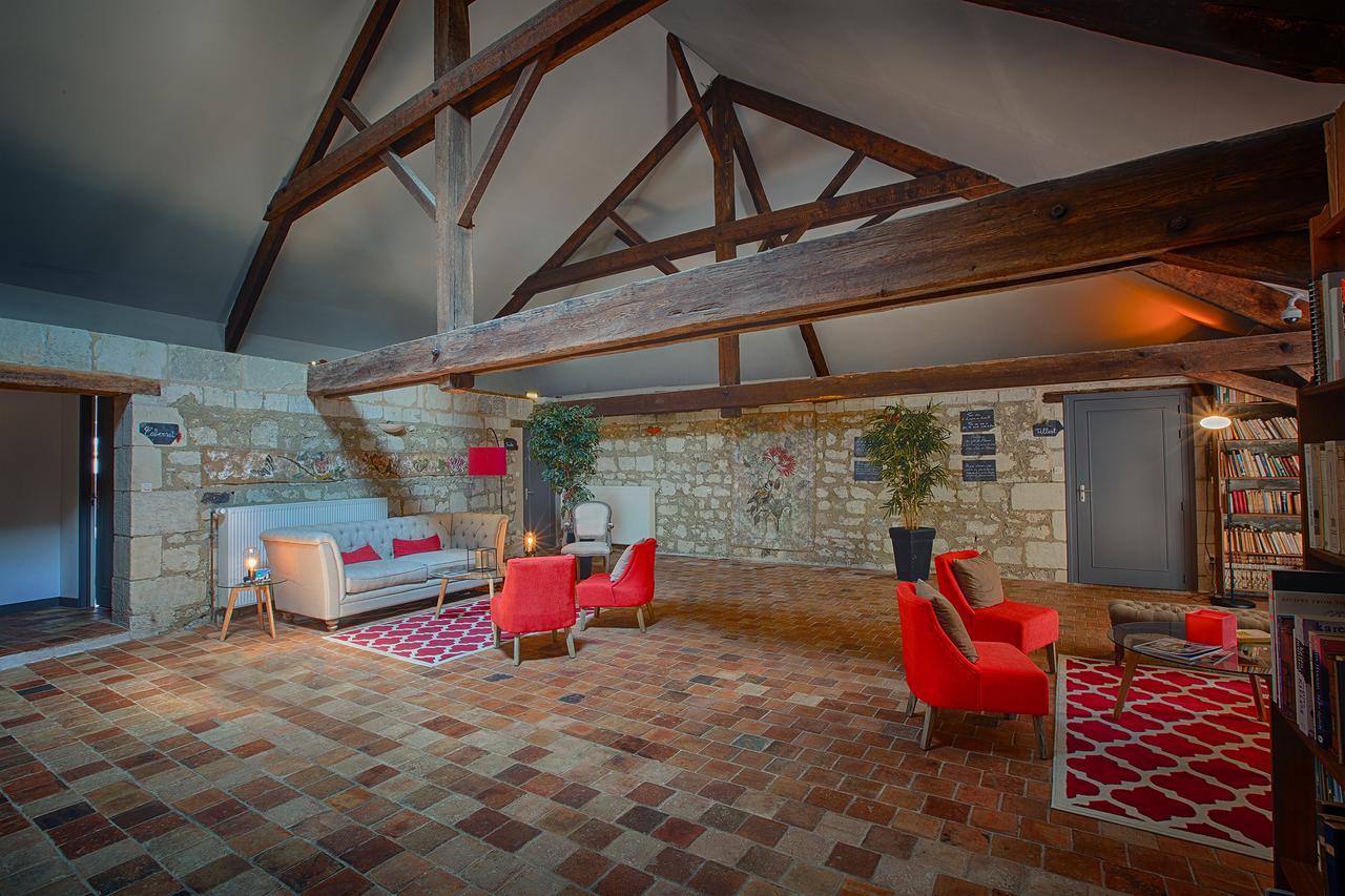 Hotel & Spa Chai De La Paleine Le Puy-Notre-Dame Εξωτερικό φωτογραφία